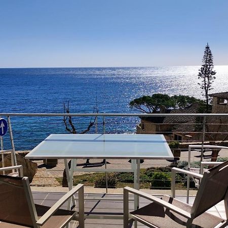 Apartamento Frente Al Mar En La Mejor Ubicacion De Calella Калея де Парафругел Екстериор снимка