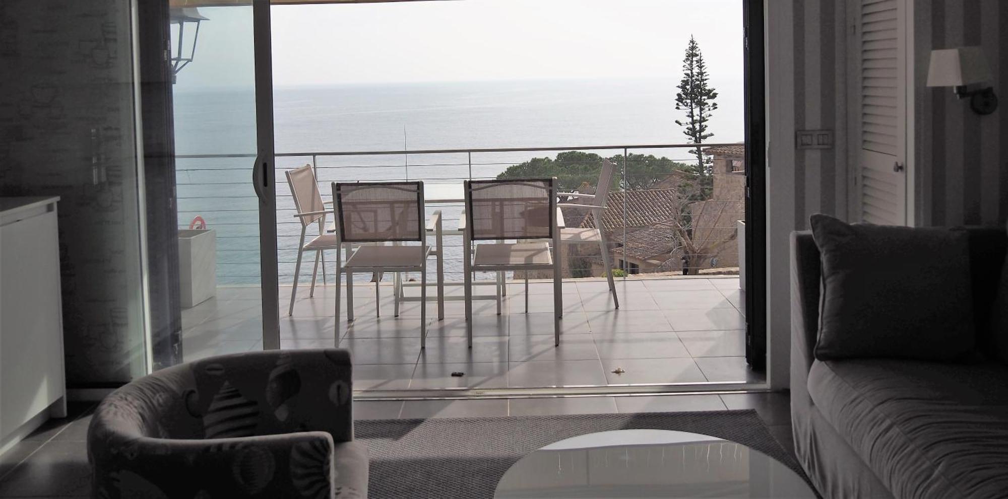 Apartamento Frente Al Mar En La Mejor Ubicacion De Calella Калея де Парафругел Екстериор снимка