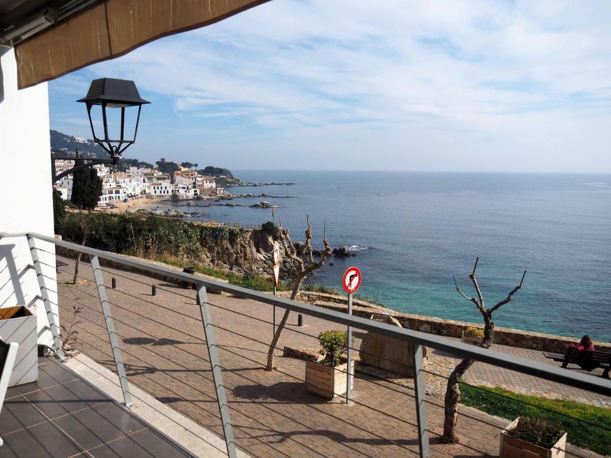 Apartamento Frente Al Mar En La Mejor Ubicacion De Calella Калея де Парафругел Екстериор снимка